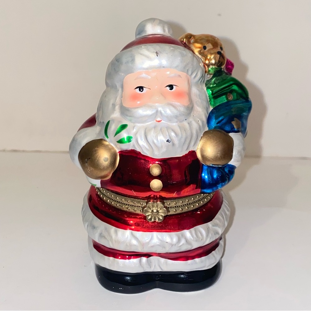 Porcelain Santa Claus Music Box Animated Interior Sleigh & Reindeer